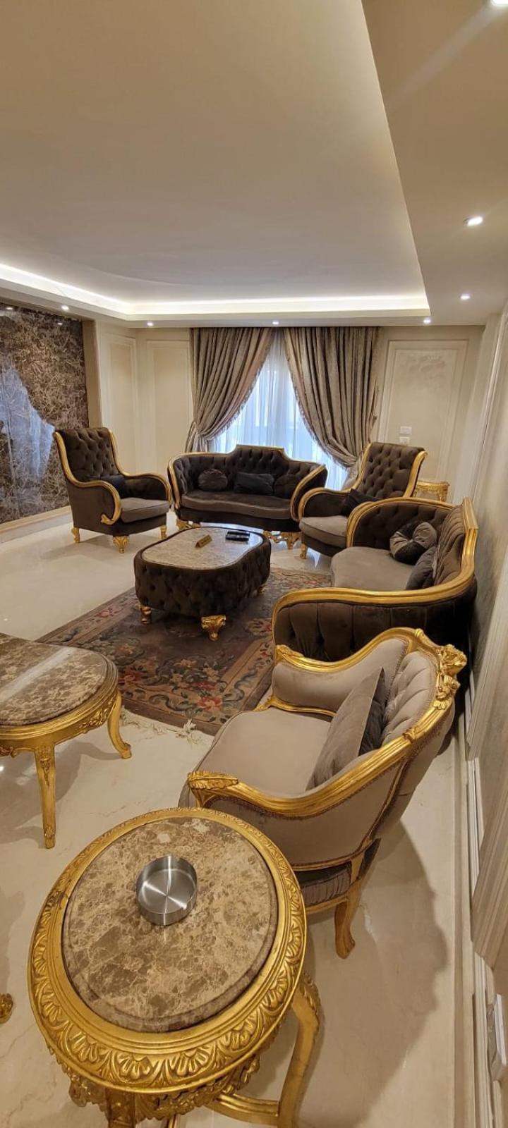 Luxury Mohandisem 703 * Cairo